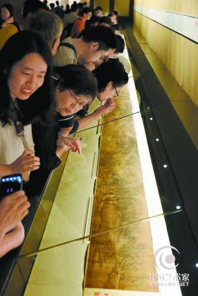 《清明上河图》10年来首次全展今天上午，故宫博物院“院庆大展”