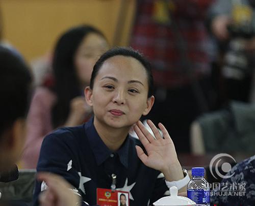 邰丽华:为渴望文化生活的残疾人传递心声