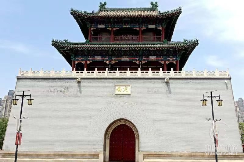 天津市鼓楼博物馆展出“盛世藏珍”