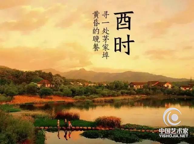 画面中的杭州，粉墙黛瓦、晨钟暮鼓，清丽而惊艳