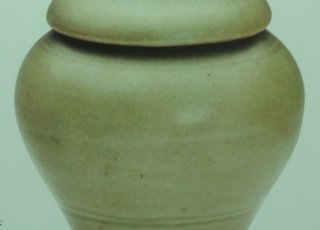 明  龙泉窑青瓷盖罐